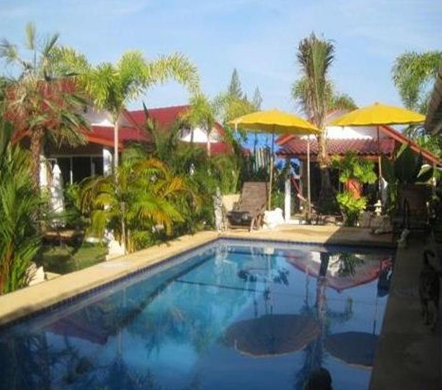 Sanuk Bungalows Rawai Екстер'єр фото
